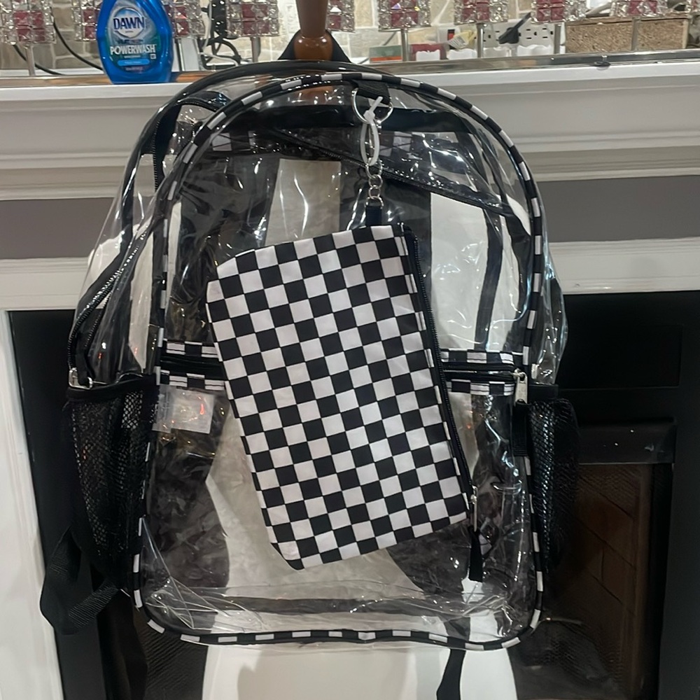 Clear black and white checked backpack!🖤🤍🖤🤍